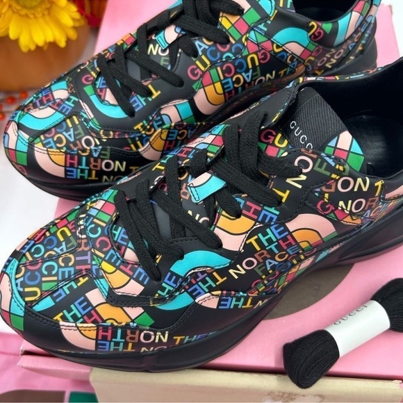 Men’s Gucci X North face low top trainers size 8, made in Italy - Picture 11 of 11